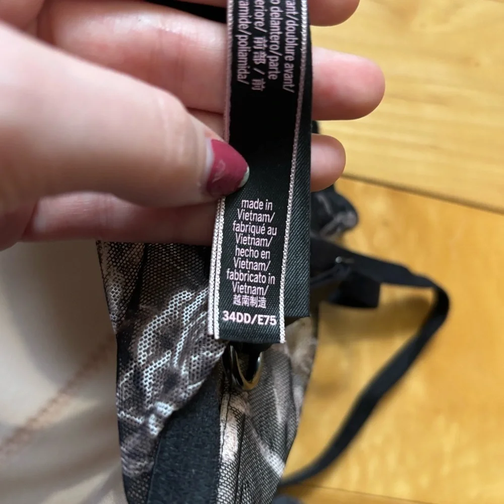 Victorias Secret strappy rose half corset lined lightly lined underwire bra 34DD